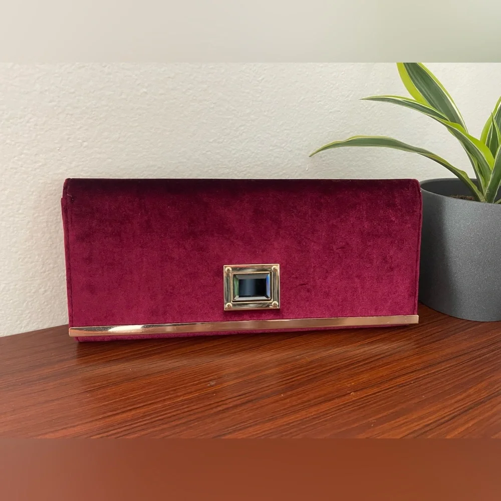 ⭐️ Maroon & Gold & Gem Crossbody / Clutch Purse